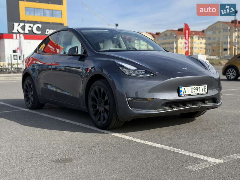 Tesla Model Y 2022