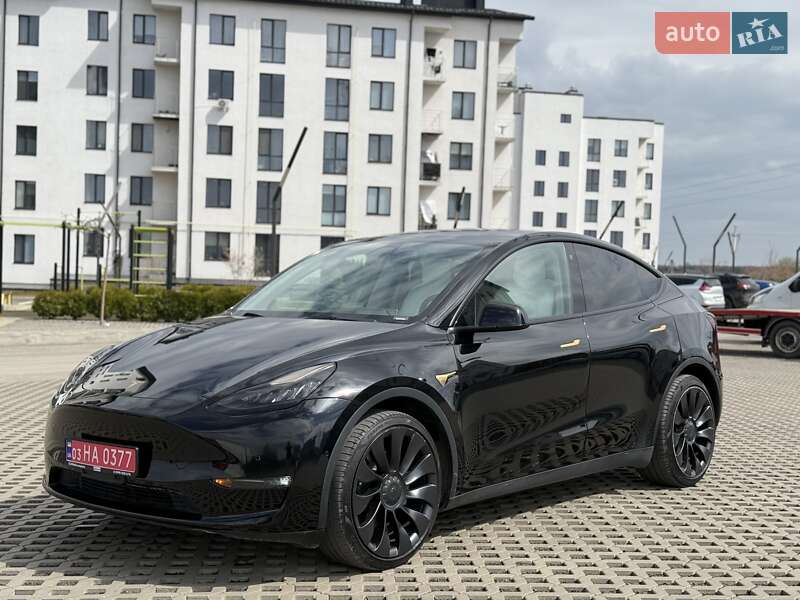 Tesla Model Y 2022