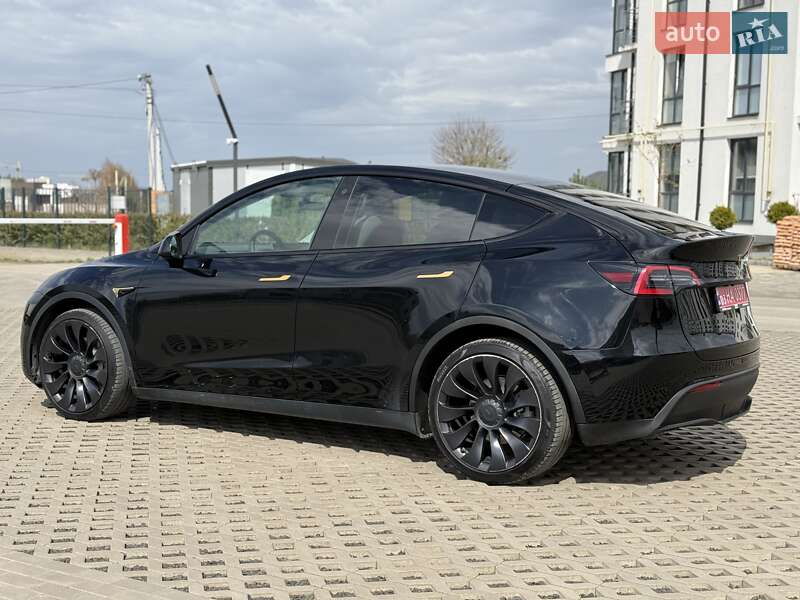 Внедорожник / Кроссовер Tesla Model Y 2022 в Луцке