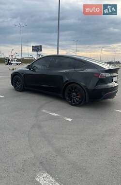 Внедорожник / Кроссовер Tesla Model Y 2023 в 