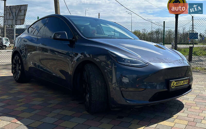 Внедорожник / Кроссовер Tesla Model Y 2021 в 