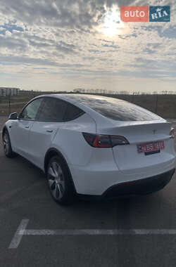 Позашляховик / Кросовер Tesla Model Y 2021 в 