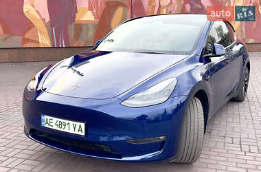 Позашляховик / Кросовер Tesla Model Y 2023 в 