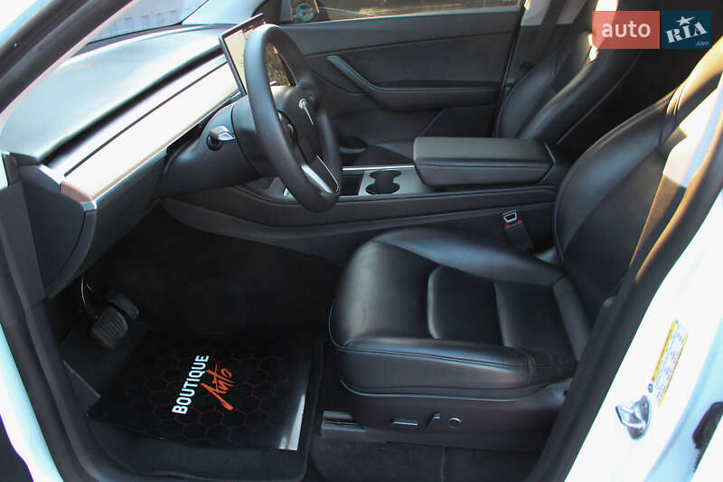 Внедорожник / Кроссовер Tesla Model Y 2021 в Одессе