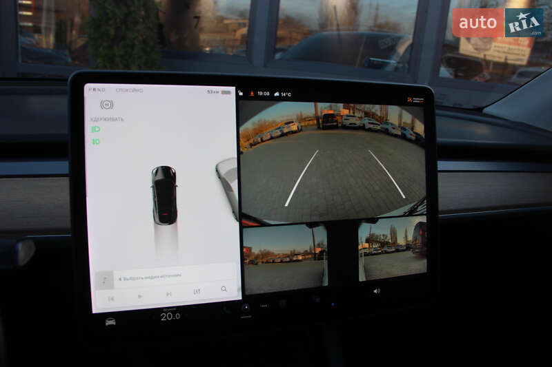 Внедорожник / Кроссовер Tesla Model Y 2021 в Одессе