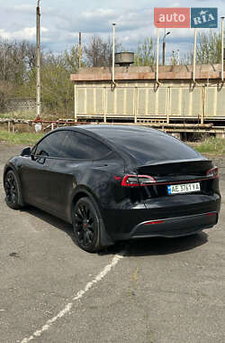 Позашляховик / Кросовер Tesla Model Y 2022 в 