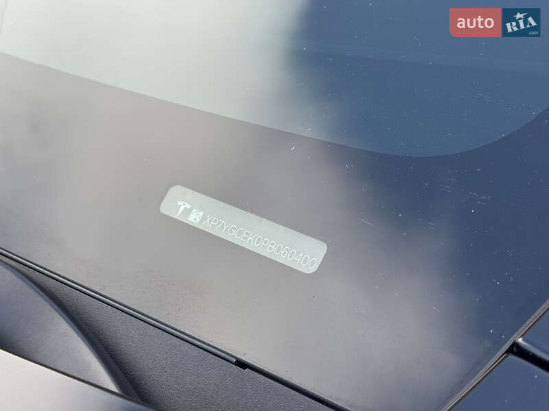 Внедорожник / Кроссовер Tesla Model Y 2022 в Дубно