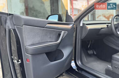 Внедорожник / Кроссовер Tesla Model Y 2022 в 
