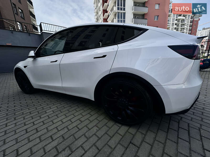 Внедорожник / Кроссовер Tesla Model Y 2023 в Львове фото 9 Внедорожник / Кроссовер Tesla Model Y 2023 в Львове