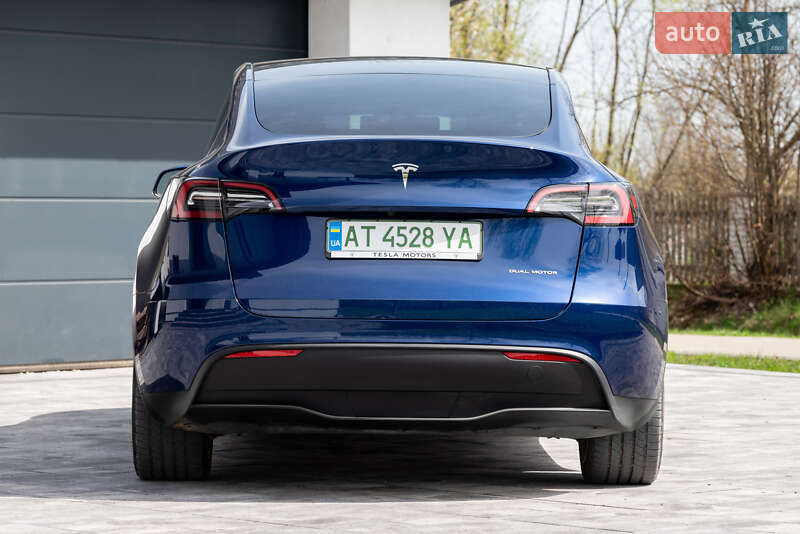 Позашляховик / Кросовер Tesla Model Y 2023 в Коломиї