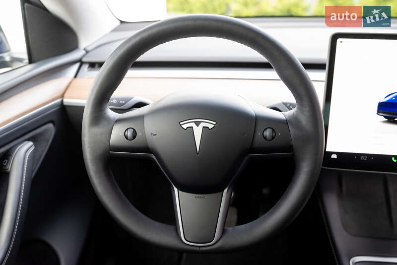 Позашляховик / Кросовер Tesla Model Y 2023 в Коломиї