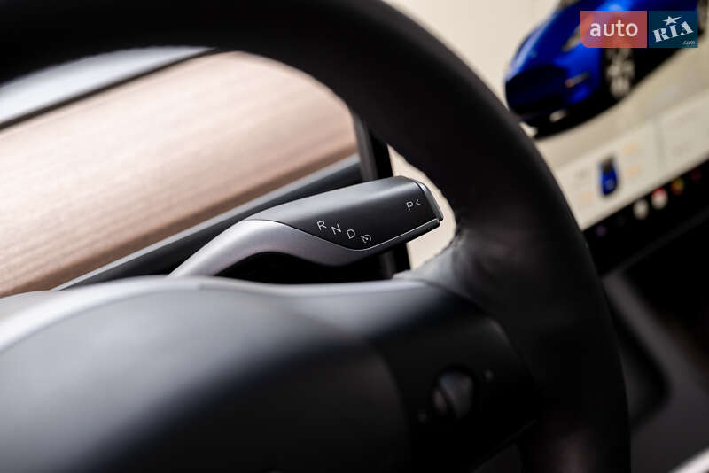 Позашляховик / Кросовер Tesla Model Y 2023 в Коломиї