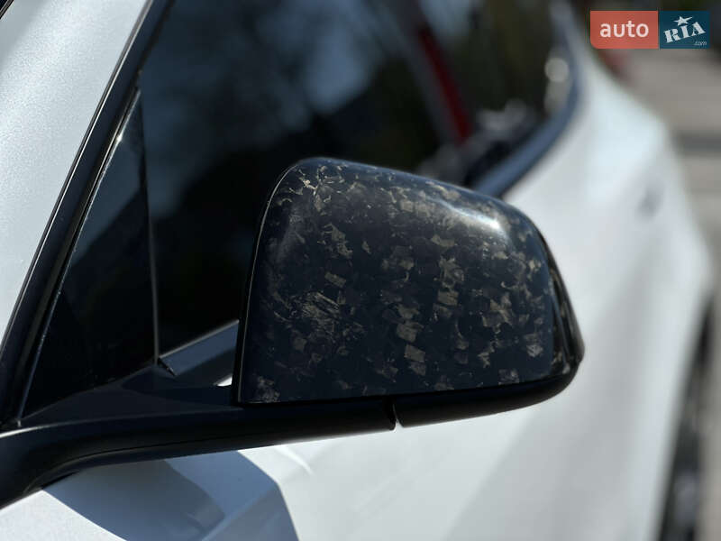 Внедорожник / Кроссовер Tesla Model Y 2021 в Кривом Роге