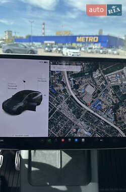 Внедорожник / Кроссовер Tesla Model Y 2021 в 