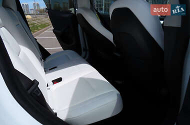 Внедорожник / Кроссовер Tesla Model Y 2022 в 