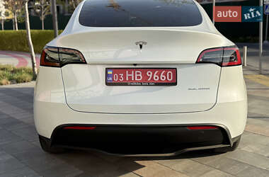 Внедорожник / Кроссовер Tesla Model Y 2023 в 