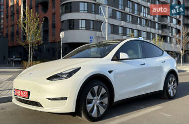 Внедорожник / Кроссовер Tesla Model Y 2023 в 