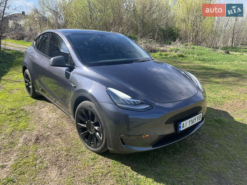 Tesla Model Y 2021