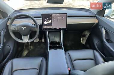 Позашляховик / Кросовер Tesla Model Y 2020 в 