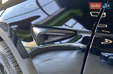 Внедорожник / Кроссовер Tesla Model Y 2024 в 
