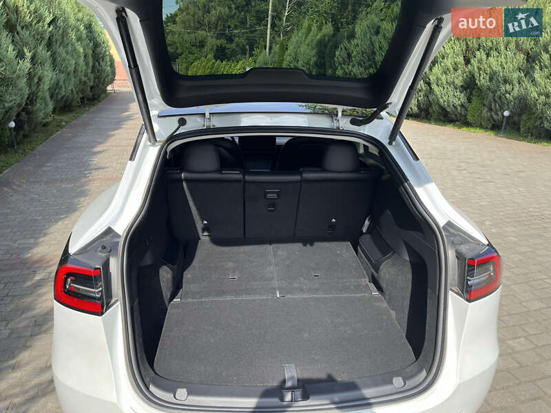 Позашляховик / Кросовер Tesla Model Y 2022 в Самборі