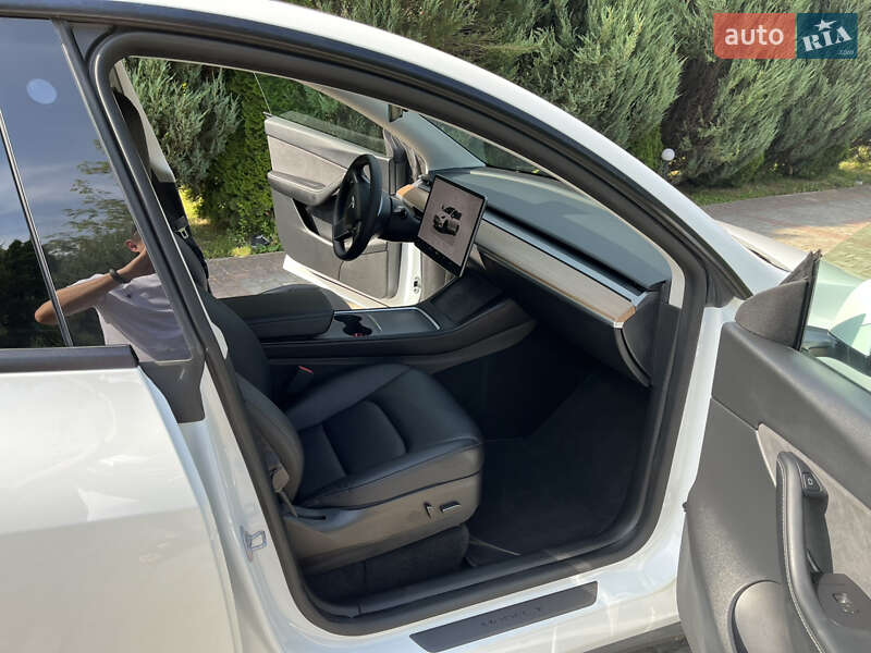 Позашляховик / Кросовер Tesla Model Y 2022 в Самборі