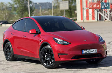 Внедорожник / Кроссовер Tesla Model Y 2022 в 