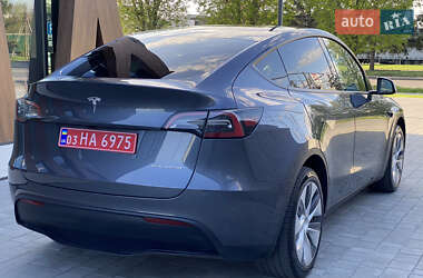Внедорожник / Кроссовер Tesla Model Y 2023 в 