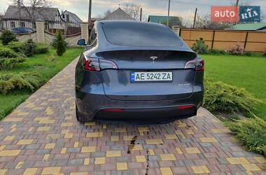 Внедорожник / Кроссовер Tesla Model Y 2023 в Новомосковске