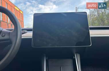 Внедорожник / Кроссовер Tesla Model Y 2020 в 