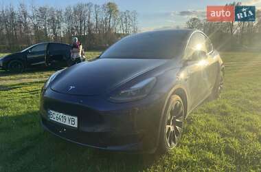Внедорожник / Кроссовер Tesla Model Y 2024 в 