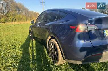 Внедорожник / Кроссовер Tesla Model Y 2024 в 
