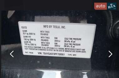 Позашляховик / Кросовер Tesla Model Y 2023 в Львові