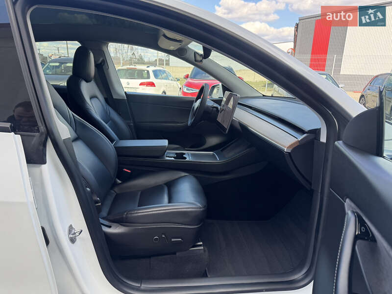 Внедорожник / Кроссовер Tesla Model Y 2020 в Луцке