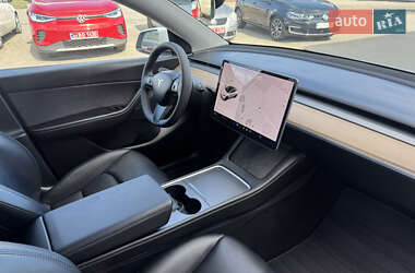 Внедорожник / Кроссовер Tesla Model Y 2020 в 