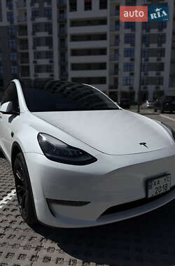 Внедорожник / Кроссовер Tesla Model Y 2022 в 