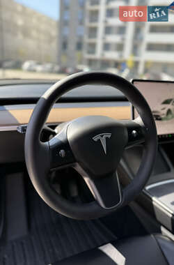 Внедорожник / Кроссовер Tesla Model Y 2022 в 