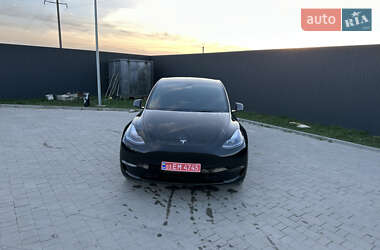Позашляховик / Кросовер Tesla Model Y 2023 в 