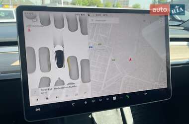 Позашляховик / Кросовер Tesla Model Y 2023 в 
