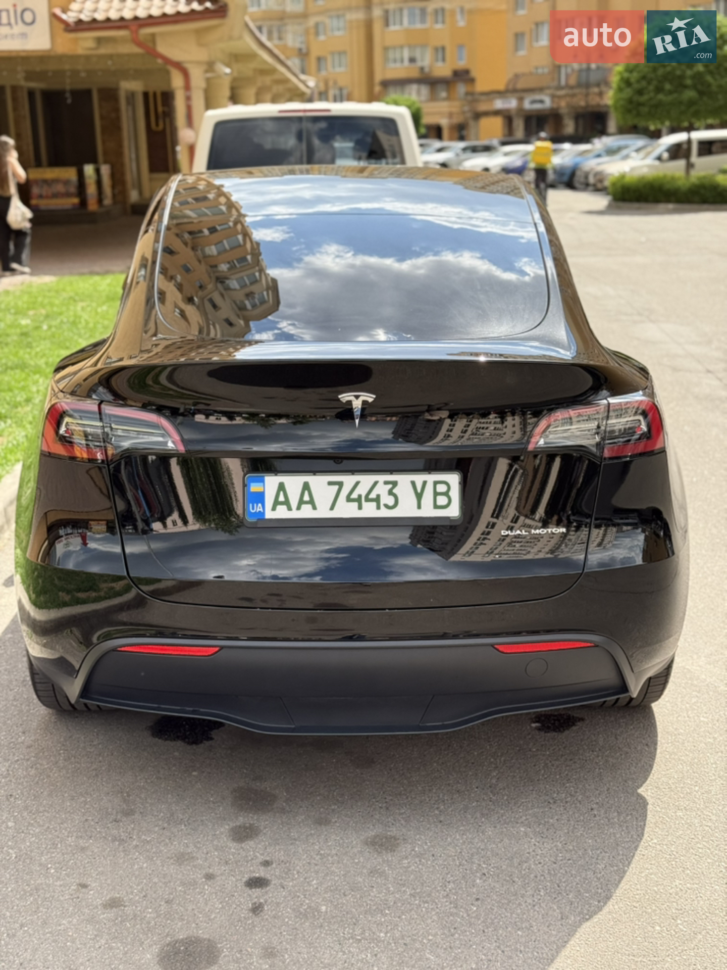 2022 Tesla Model Y - мініатюра 9