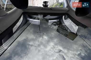 Позашляховик / Кросовер Tesla Model Y 2021 в 