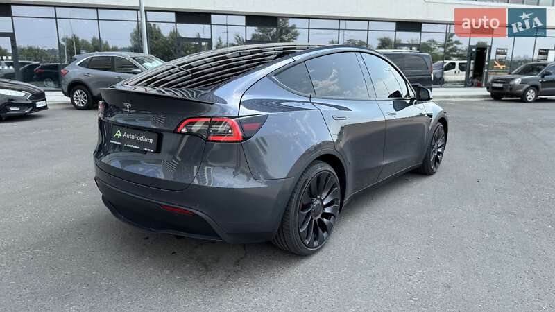 Внедорожник / Кроссовер Tesla Model Y 2021 в Киеве
