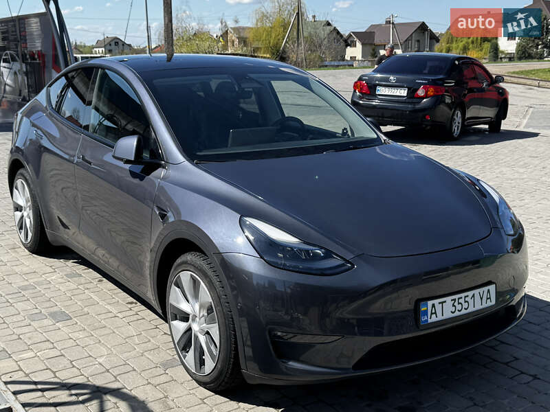 Внедорожник / Кроссовер Tesla Model Y 2022 в Ивано-Франковске