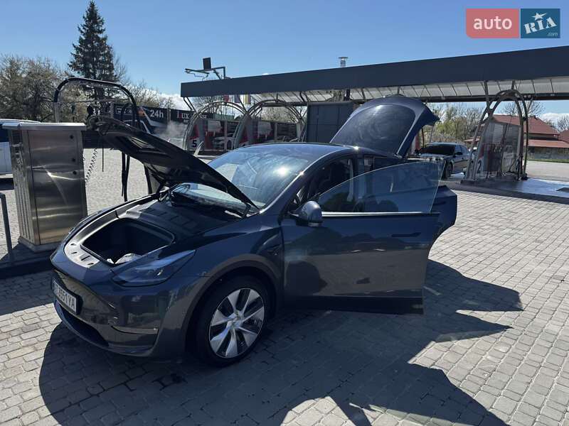 Внедорожник / Кроссовер Tesla Model Y 2022 в Ивано-Франковске