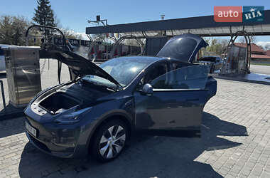 Внедорожник / Кроссовер Tesla Model Y 2022 в 