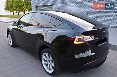 Позашляховик / Кросовер Tesla Model Y 2021 в 