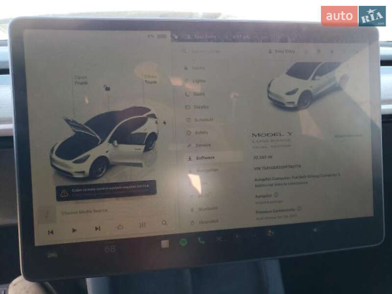 Внедорожник / Кроссовер Tesla Model Y 2023 в Киеве