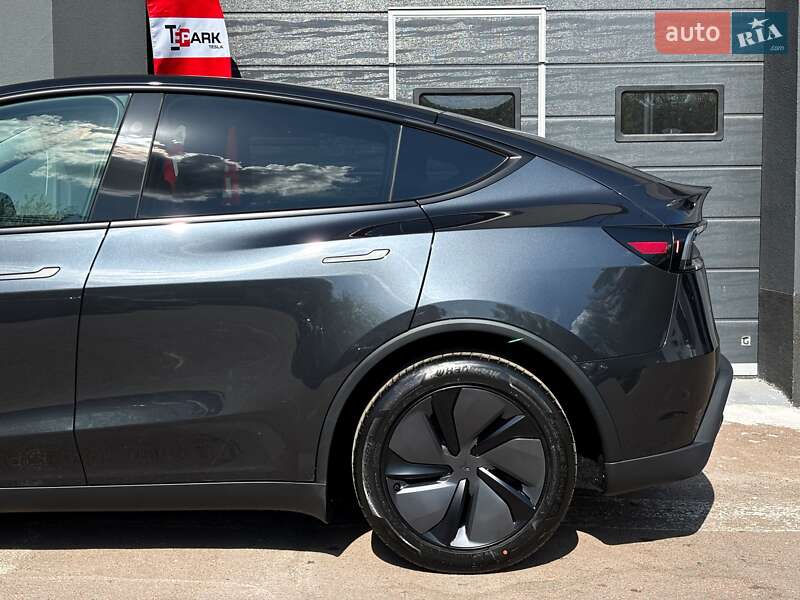 Внедорожник / Кроссовер Tesla Model Y 2025 в Киеве фото 7 Внедорожник / Кроссовер Tesla Model Y 2025 в Киеве