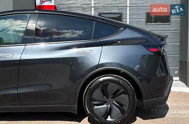 Внедорожник / Кроссовер Tesla Model Y 2025 в 