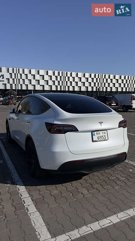 Внедорожник / Кроссовер Tesla Model Y 2024 в Одессе